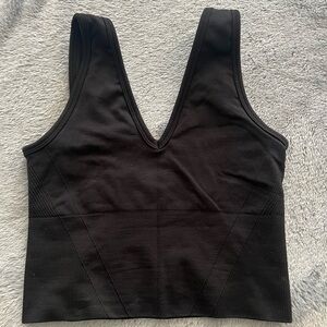 NWOT YPB Abercrombie seamlessCORE V-Neck Slim Tank